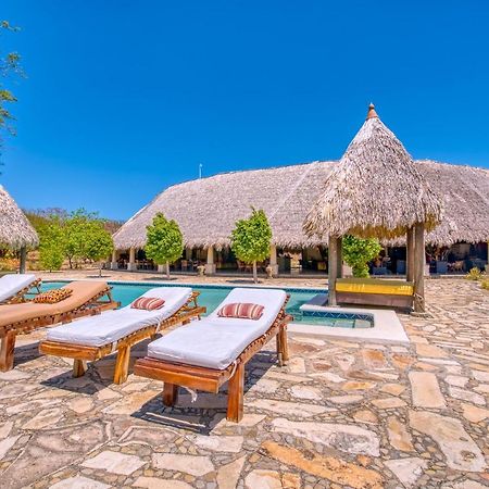 Hotel Punta Teonoste بوبويو المظهر الخارجي الصورة